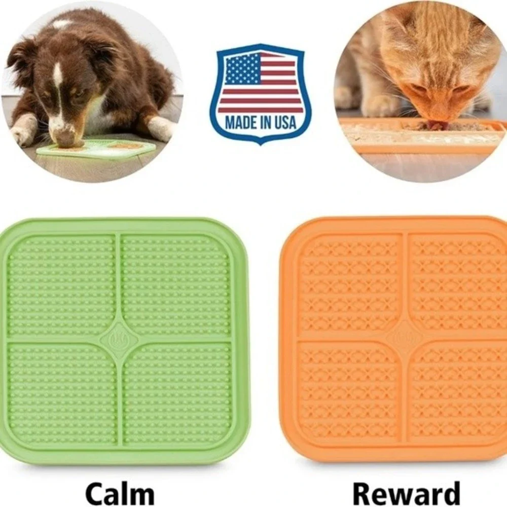 Hyper Pet Boredom Buster Calmers/ Slow Feeder/ Licking Mat/ Green